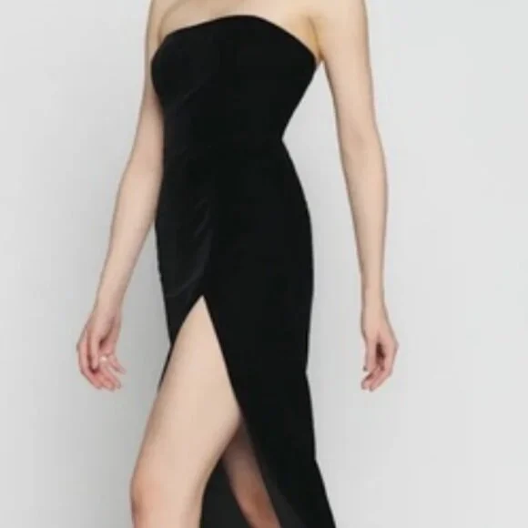 Holiday clean out! Reformation Black Camden Velvet Strapless Dress Large EUC - Picture 4 of 10